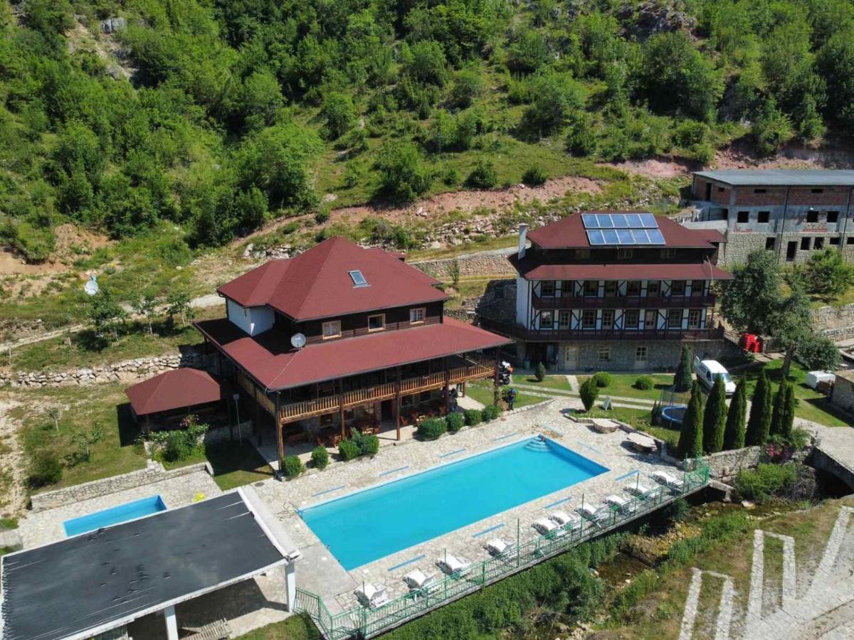 Etno Selo Vrelo & Camping Guest House เบราเน ภายนอก รูปภาพ